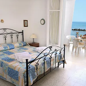 Bed & Breakfast Borgo Dello Stazzone, Sciacca
